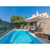 Holiday Home Villa Lancin - RCA453