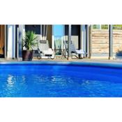 Holiday house Boost with heated pool