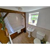 Holly Tree Cottage - Central Kirkby Lonsdale 3 Bedroom