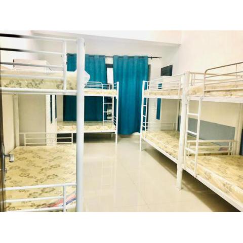 Hostel Bedspace in Al Barsha 1 Near Mashreq Metro