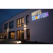 Hotel Starton am Village