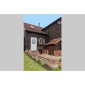 Immaculate barn annexe close to Stansted Airport