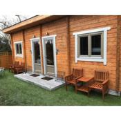 Immaculate Cabin 5 mins to Inverness Dog friendly