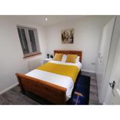 Impeccable 1-Bed Apartment in Coventry