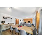 In the heart of Crans, fireplace and parking