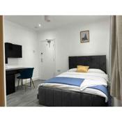Inviting 2-Bed Apartment in Ilford