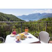 Italian Lakes villa with lake views