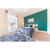 *KING BED* LUXURY CITY CENTRE HOUSE