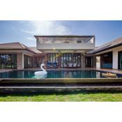 Kingfisher Luxury Pool Villa @ Silver Lake