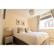 Kirkwood by Pay As U Stay - FREE PARKING, WIFI & FANTASTIC LOCATION