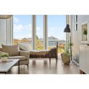 Large villa in Lofoten with fantastic views - 4 bedrooms and 9 beds.