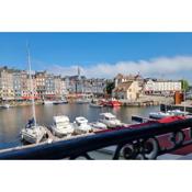 Le Petit Navire - 4P - View of the Port of Honfleur