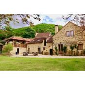 Les Paroules - Luxury Dordogne - Holiday Farmhouses.