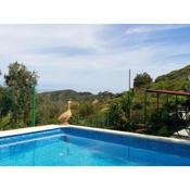 Live Finca el Gamonal Bajo con piscina y jardin en la naturaleza