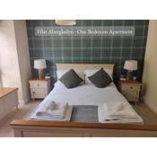 Llew Accommodation - The Townhouse