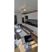 London City Large Two Bedroom Apartment