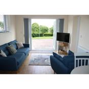Lovely 1 bedroom basement apartment with stunning views