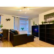 Lovely 2 bed Ground floor flat with free Parking