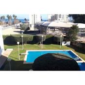 Lovely 2 bedroom apartment 2nd line to beach