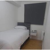 Lovely 2 bedroom Flat with Free Parking
