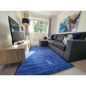 Lovely 2 - Cozy Retreat Modern 2-Bedroom Flat in Bedfordshire with Fully-Equipped Kitchen and Relaxing Living Space