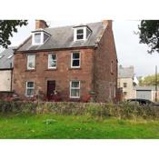 Lovely 3-Bed Apartment in Alyth