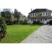Lovely 3 Bed House Close to Carlyon Bay Beach!