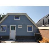 Lovely Bungalow 8p close to beach and Amsterdam