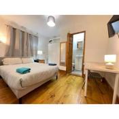 Lovely Room with En-suite in Stratford