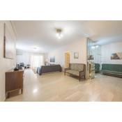 Lovely & Spacious 2-bedroom rental unit in Glifada