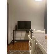 Low Cost Apt renting 1 Single Double Room and 1 Charming Double Room