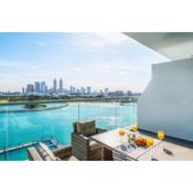 LUX - Opulent Island Suite Burj Khalifa View 1