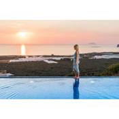 Lux Villa Elpida Falassarna with Heated Pool, 2km to Falassarna Beach