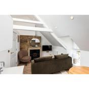 Luxe Design - Boutique Apartment - Heart of Rothbury
