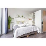 Luxurious loft w-view walk city Center Delft New XL Apartment