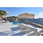 Luxurious Villa Lune with a swimming pool and a fantastic sea and sunset view