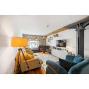 Luxury 2 bed Apartment in historic Royal William Yard