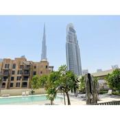 Luxury 2BR in Downtown with Full Burj Khalifa View