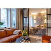 Luxury Getaway - One-Bedroom Suite w Fireplace