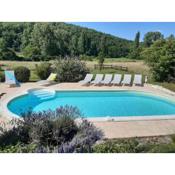 Luxury holiday home in Léobard with private pool