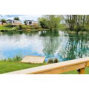 Luxury Lakeside Lodge 5 Star Country Park Huge Veranda Private Fishing Peg