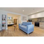 Luxury one bedroom Greenwich studio apartment near Canary Wharf by UnderTheDoormat