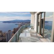 Luxury Penthouse on the 42nd floor with amazing sea views
