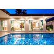 Luxury Pool Villa A18 / 3BR 6-8 persons