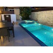 Luxury Pool villa C16 / 4BR 8-10 Persons