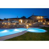 Luxury Villa Happynest