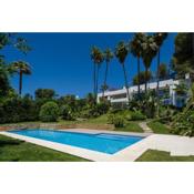Magnificent recently built villa Pax 12 sea view Golden Mile Marbella
