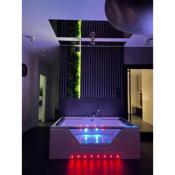 MagSpace Jacuzzi LUXURY Apartment