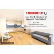 Modern 1 bed flat by Isleworth station - PR171436