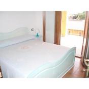Modern 1bed apartment(sleep 4)sea view only 700mt from sea